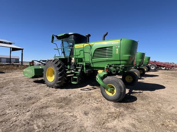 Image of John Deere W235R equipment image 2