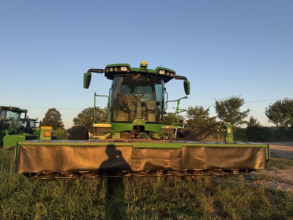 Image of John Deere W260R equipment image 1