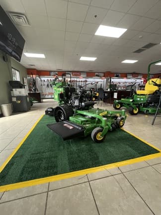 Image of John Deere W48R equipment image 4