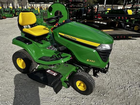 Image of John Deere X330 equipment image 2