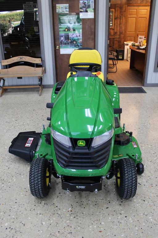 Image of John Deere X330 Image 1