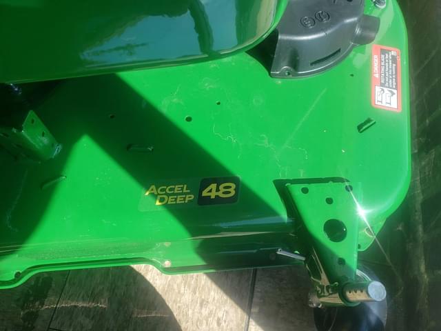 Image of John Deere X330 equipment image 2