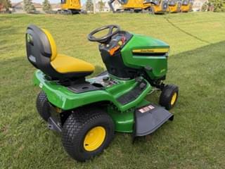Image of John Deere X330 equipment image 2