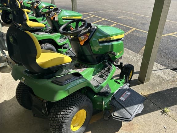 Image of John Deere X350 equipment image 3