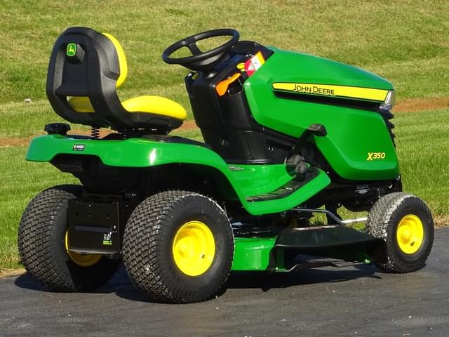 Image of John Deere X350 equipment image 4