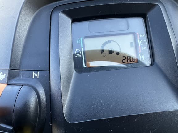 Image of John Deere X350 equipment image 4