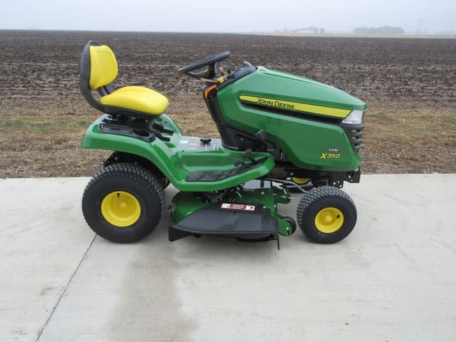 Image of John Deere X350 equipment image 4