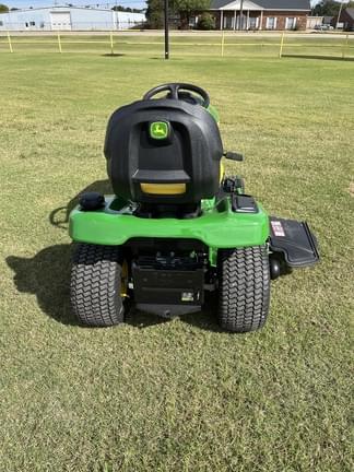 Image of John Deere X350 equipment image 4