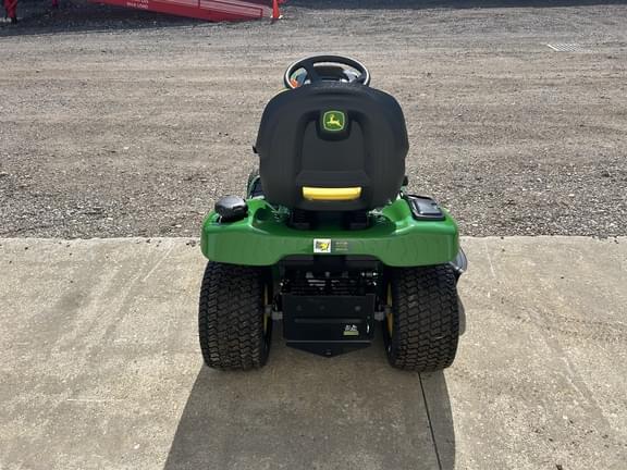 Image of John Deere X350 equipment image 4