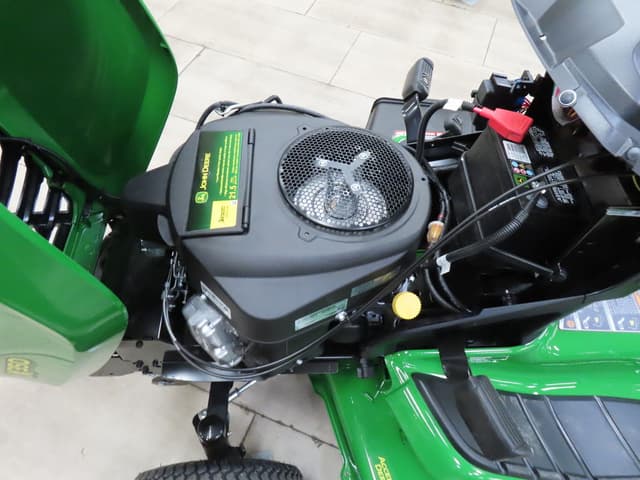 Image of John Deere X350 equipment image 4