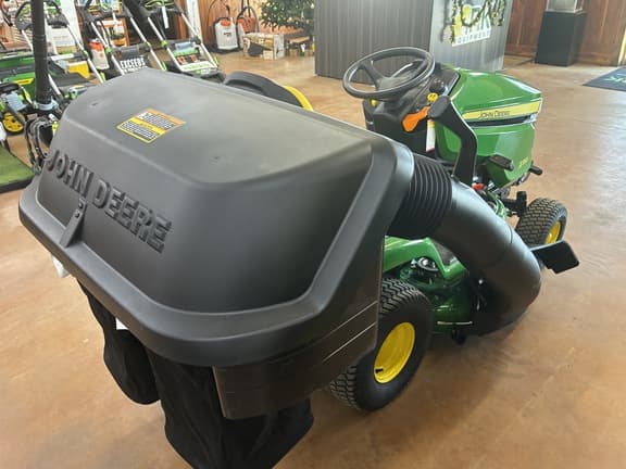 Image of John Deere X350 equipment image 4