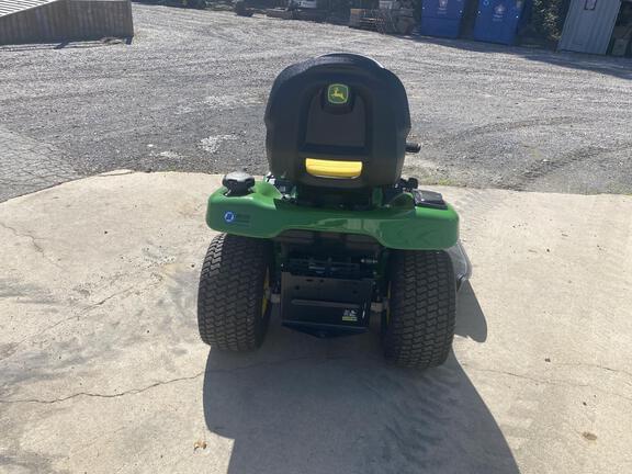 Image of John Deere X350 equipment image 4