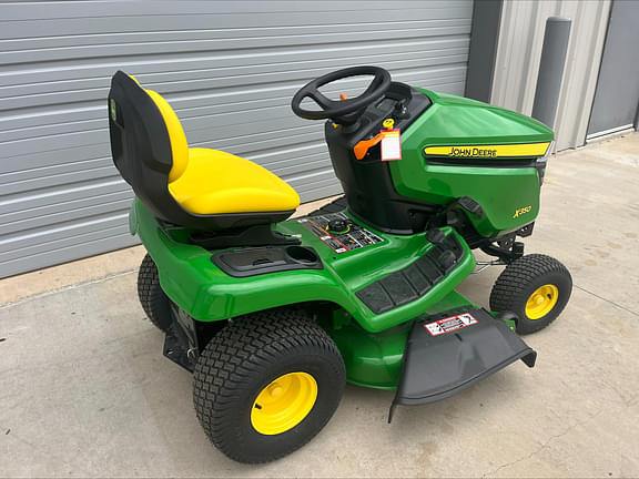 Image of John Deere X350 equipment image 4