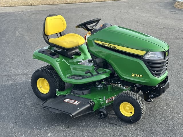 Image of John Deere X350 equipment image 3