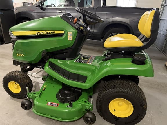 Image of John Deere X350 equipment image 3