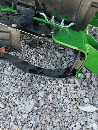 Image of John Deere X354 equipment image 3
