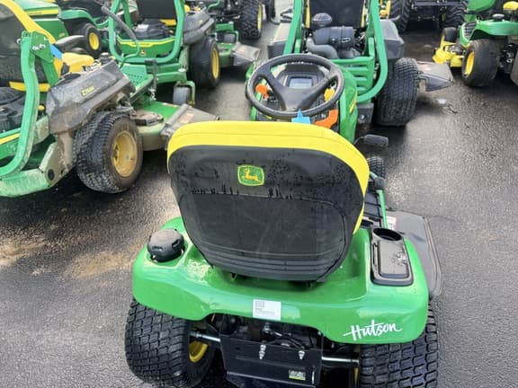 Image of John Deere X354 equipment image 4