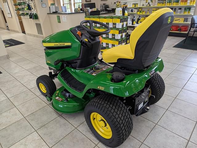 Image of John Deere X354 equipment image 3