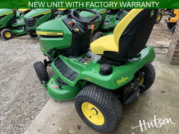 Image of John Deere X354 equipment image 3