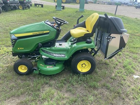 Image of John Deere X354 equipment image 4