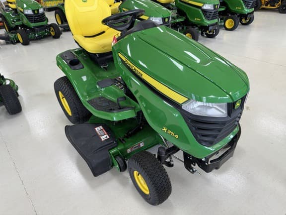 Image of John Deere X354 equipment image 3