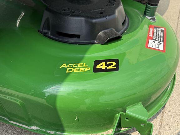 Image of John Deere X370 equipment image 4
