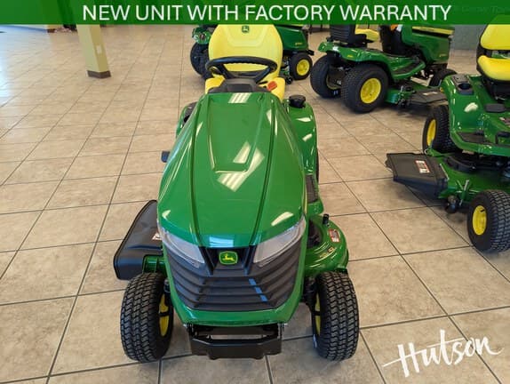 Image of John Deere X370 equipment image 3