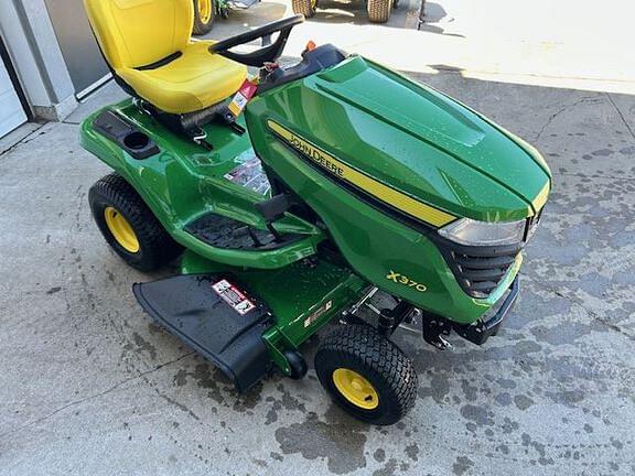 Image of John Deere X370 Image 1