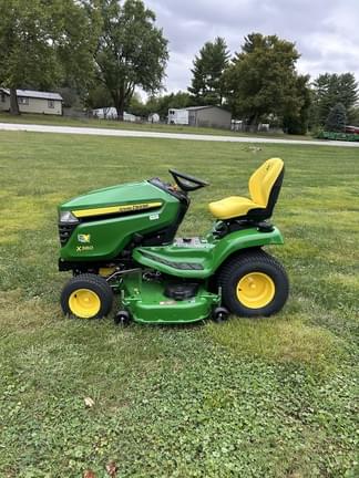 Image of John Deere X380 equipment image 4