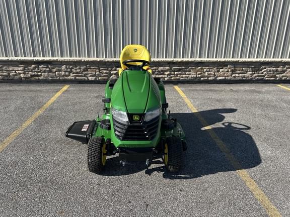 Image of John Deere X380 equipment image 1