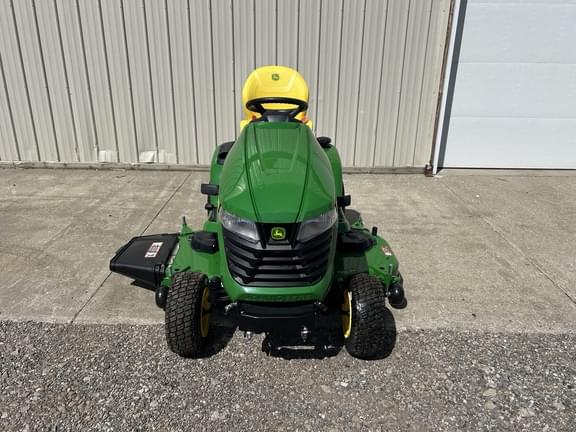 Image of John Deere X380 equipment image 1