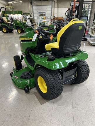 Image of John Deere X380 equipment image 2