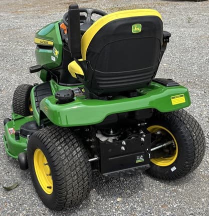 Image of John Deere X384 equipment image 4
