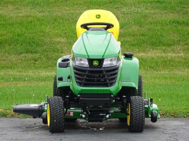Image of John Deere X390 equipment image 1
