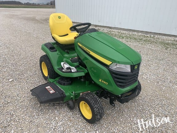 Main image John Deere X390