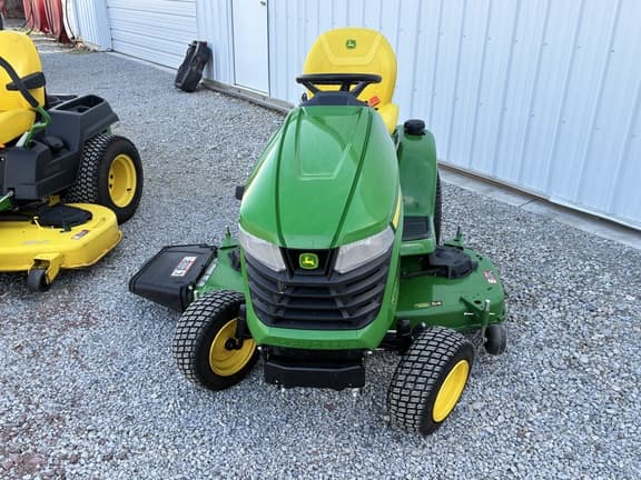 Image of John Deere X390 equipment image 1