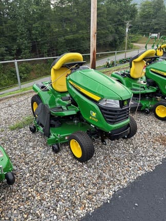 Image of John Deere X390 Image 1