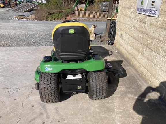 Image of John Deere X390 equipment image 3