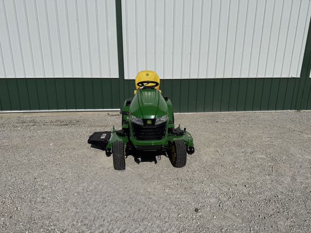 Image of John Deere X390 equipment image 3