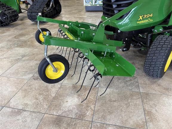 Image of John Deere X394 equipment image 2
