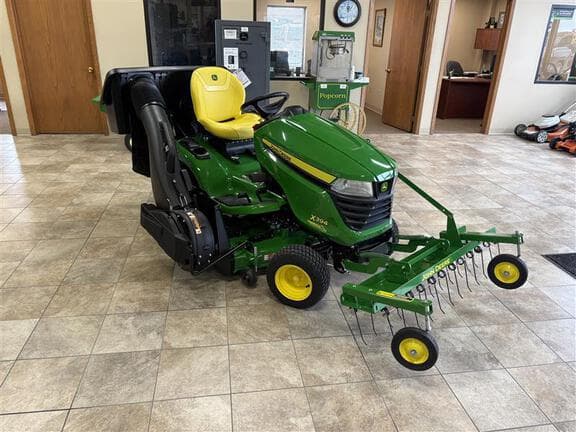 Image of John Deere X394 equipment image 1