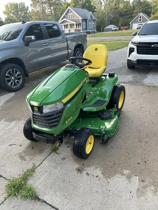 Image of John Deere X394 equipment image 2