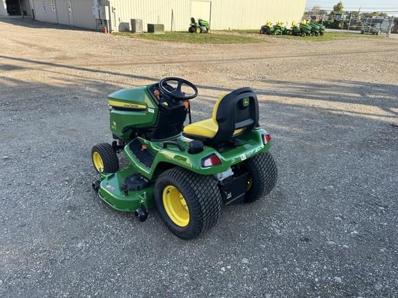 Image of John Deere X570 equipment image 3