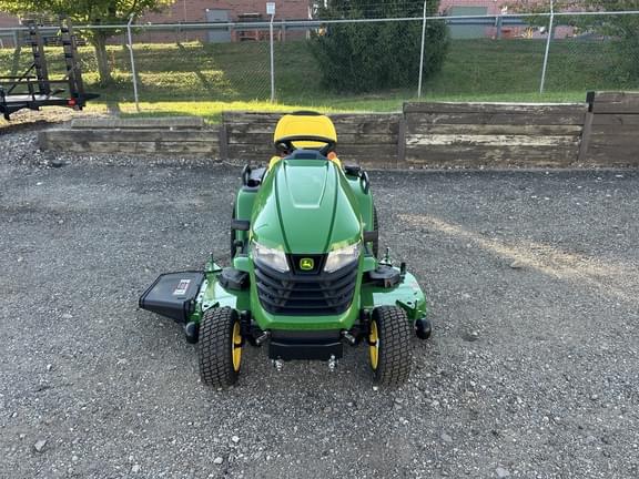 Image of John Deere X570 equipment image 1