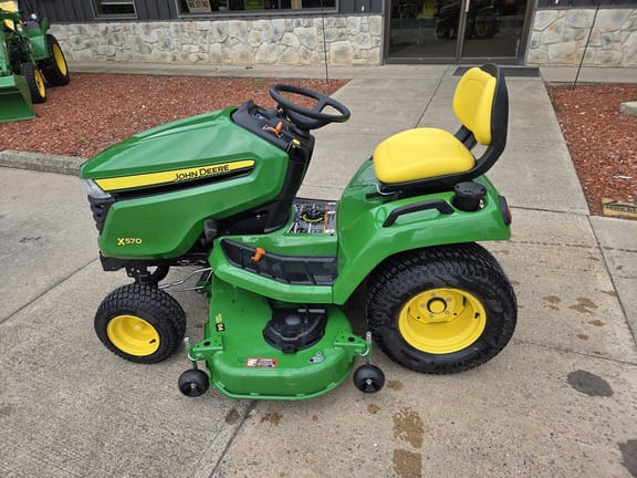 2025 John Deere X570 Equipment Image0