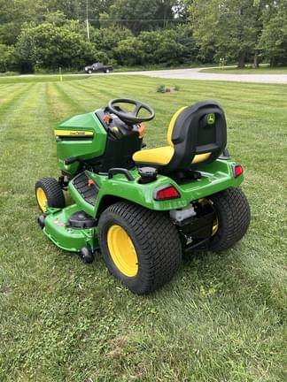 Image of John Deere X570 equipment image 3