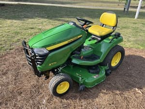 2025 John Deere X570 Image