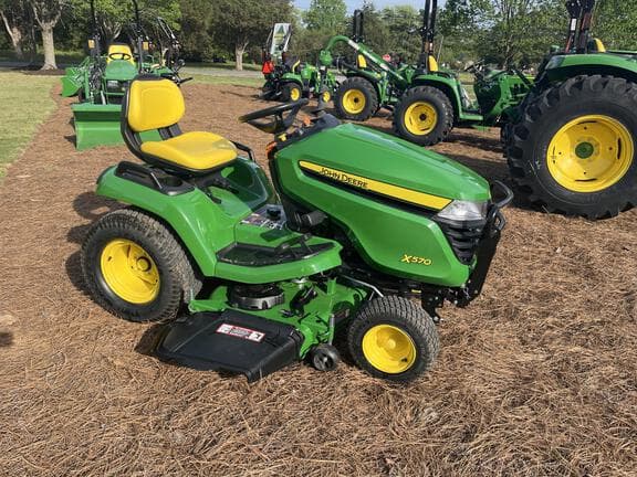 Image of John Deere X570 equipment image 1