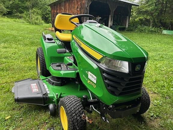 Image of John Deere X570 equipment image 2