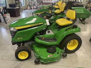 2025 John Deere X570 Image